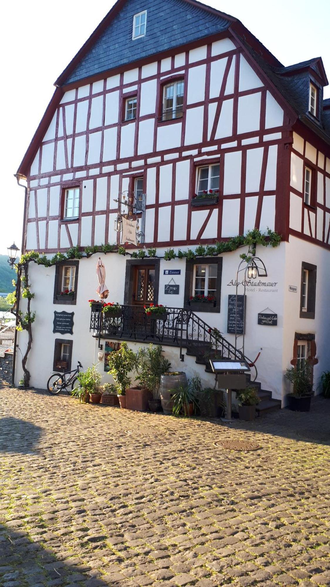 Hotel Restaurant Alte Stadtmauer Beilstein  Exterior foto